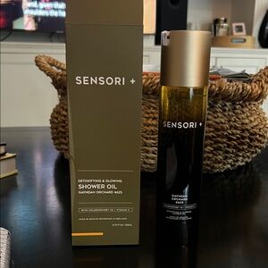 SENSO Detoxifying & Glowing Shower Oil - Gold and Black